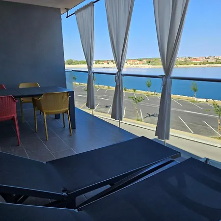 Apartment Sunside2 *